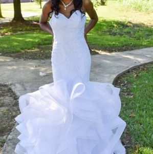 Wedding dress